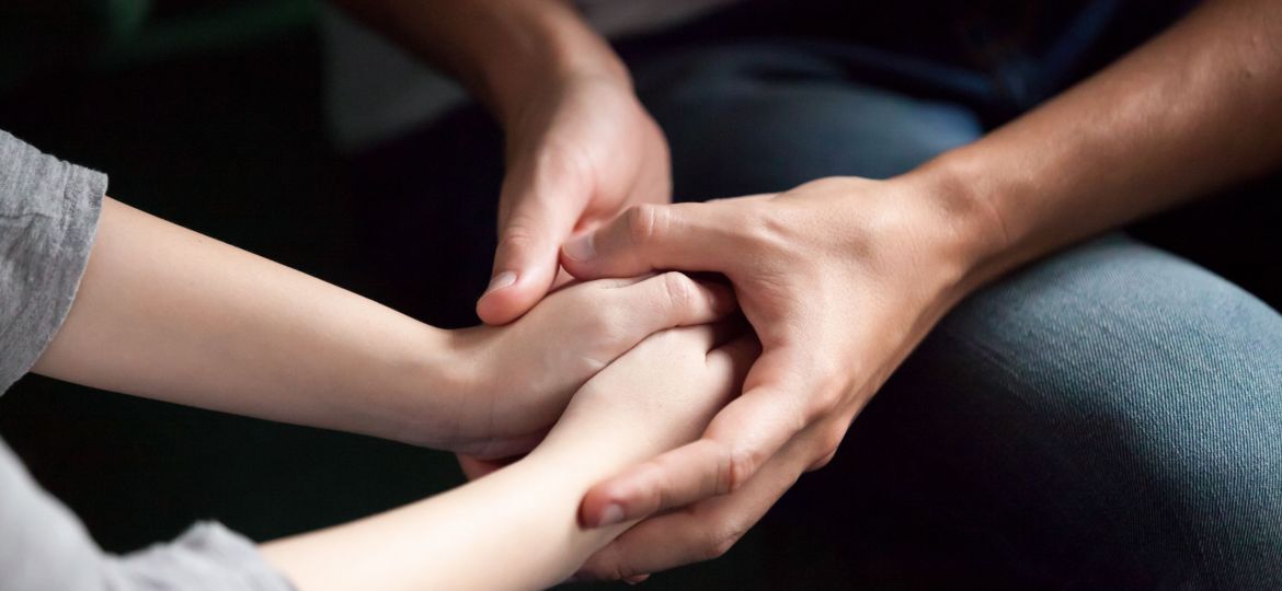 Close,Up,View,Of,Couple,Holding,Hands,,Loving,Caring,Man